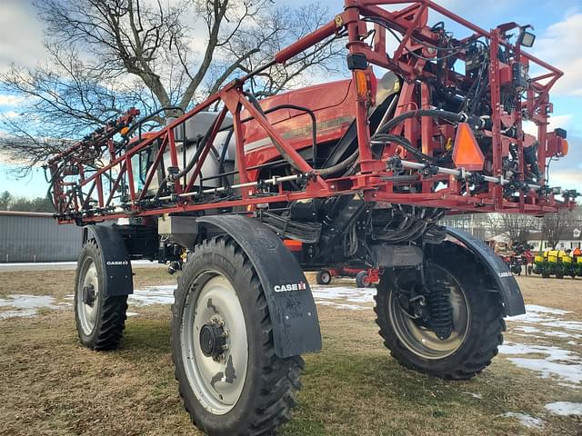 Image of Case IH Patriot 4440 equipment image 3