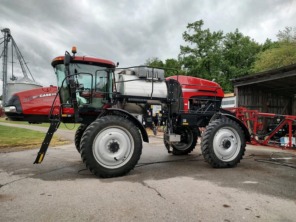 Image of Case IH Patriot 4440 Primary Image