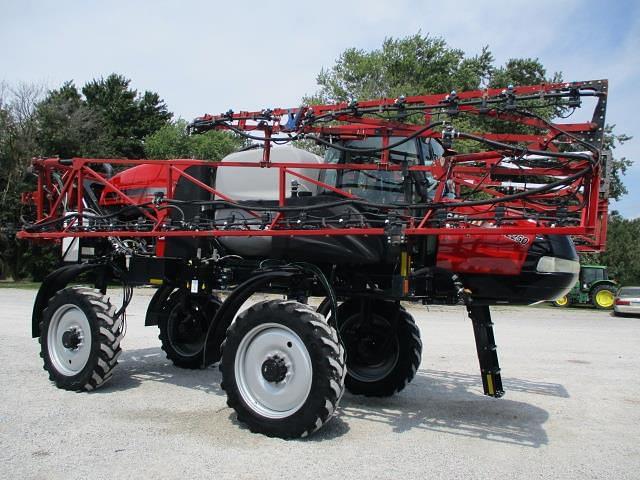 Image of Case IH Patriot 2250 equipment image 1