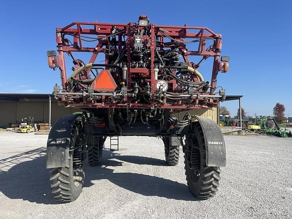 Image of Case IH Patriot 3240 equipment image 3