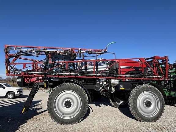 Image of Case IH Patriot 3240 equipment image 1