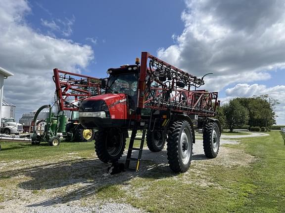 Image of Case IH Patriot 3240 Primary image