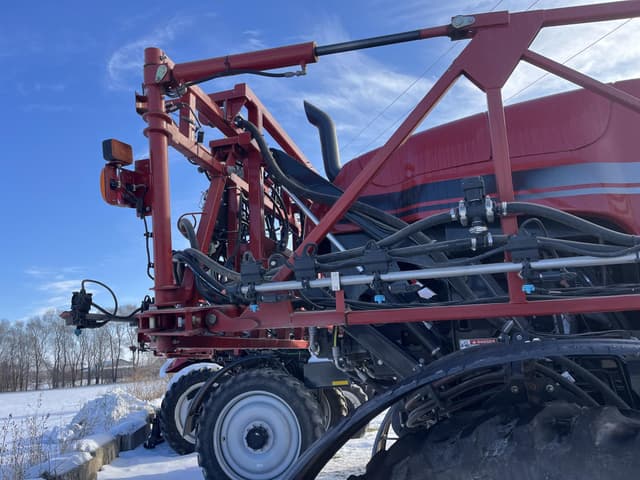 Image of Case IH Patriot 3240 equipment image 3