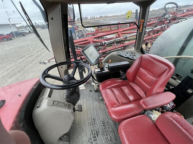 Image of Case IH Patriot 3340 equipment image 2