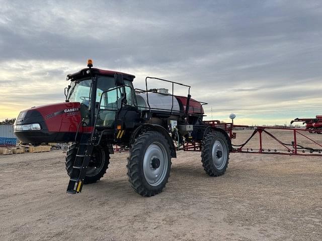 Image of Case IH 3340 Patriot equipment image 4