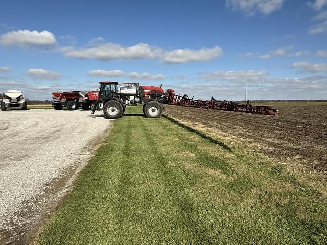 Image of Case IH Patriot 3340 equipment image 2