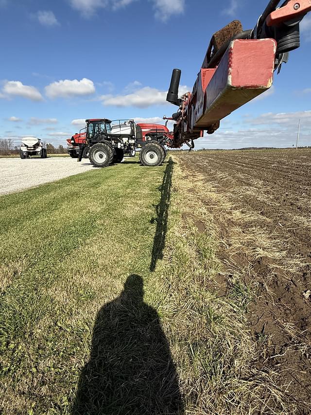 Image of Case IH Patriot 3340 equipment image 3