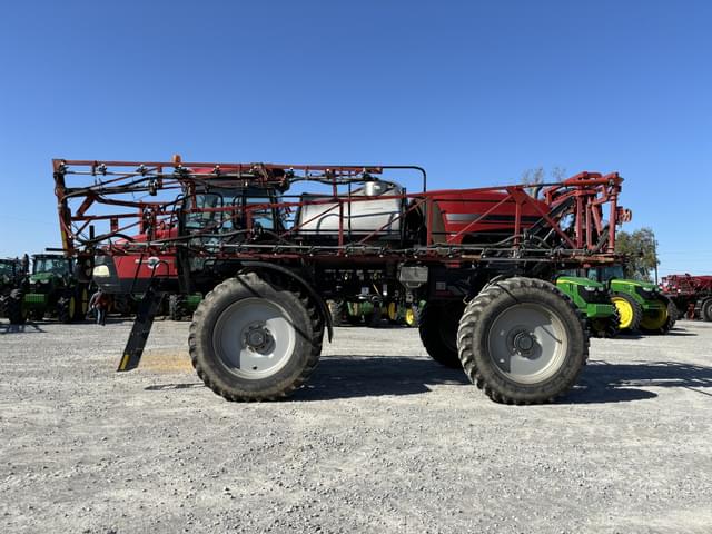 Image of Case IH Patriot 3340 equipment image 1
