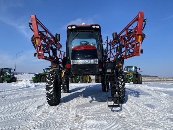 Image of Case IH Patriot 3340 equipment image 1