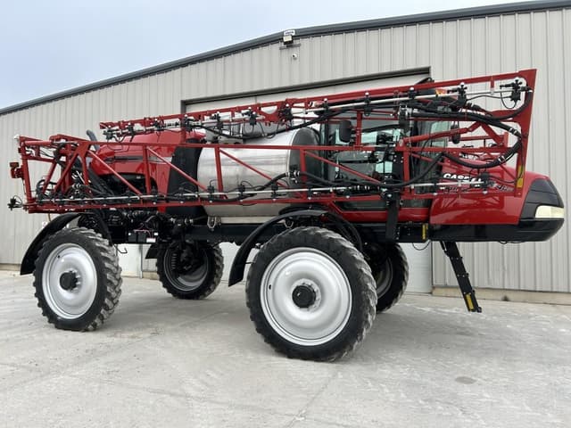 Image of Case IH Patriot 4440 equipment image 1