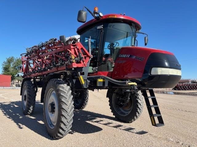 2018 Case IH Patriot 4440 Equipment Image0