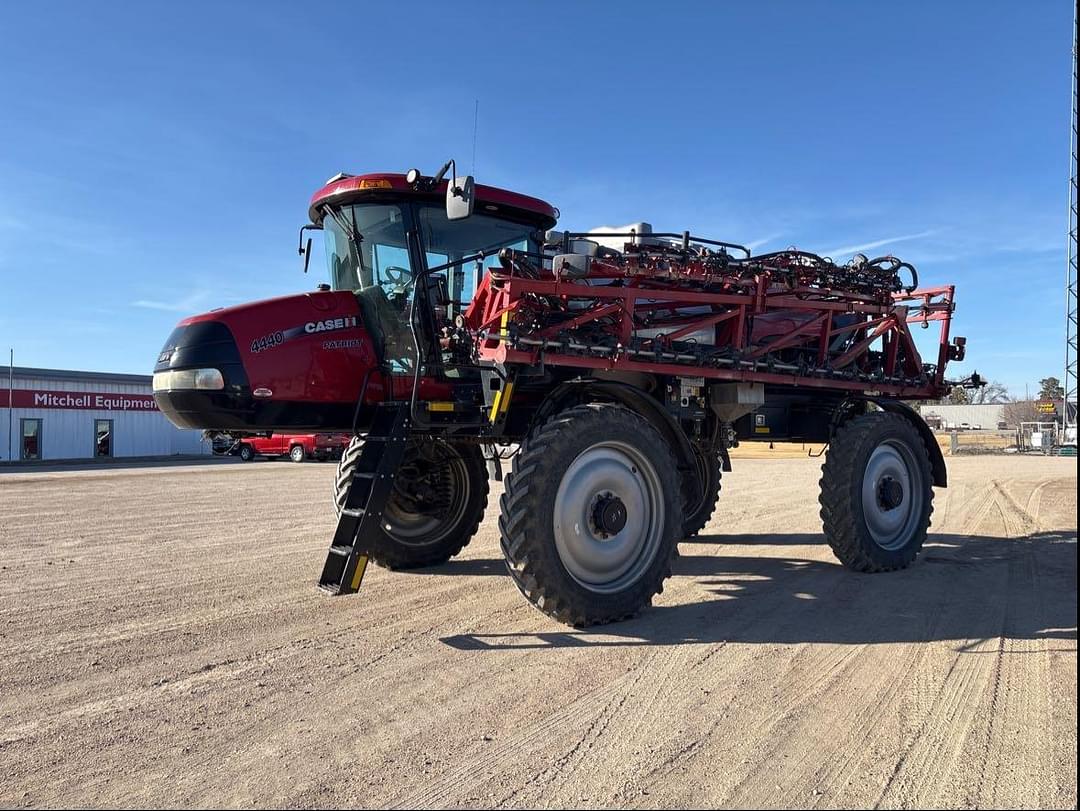 Image of Case IH Patriot 4440 Primary image