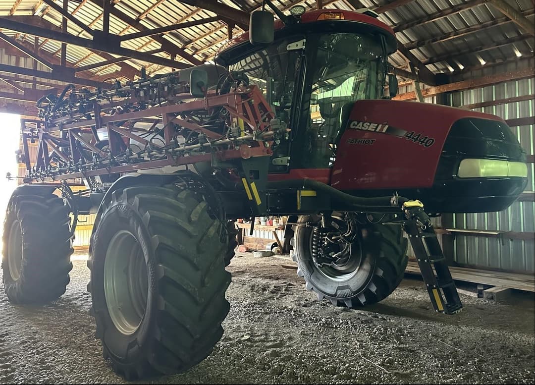 Image of Case IH Patriot 4440 Primary image