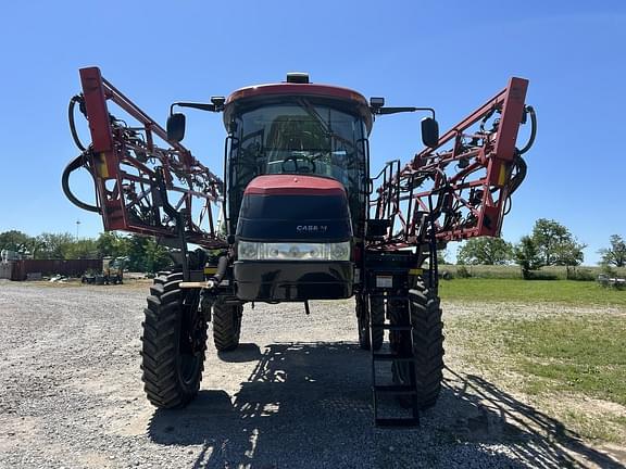 Image of Case IH Patriot 4440 equipment image 2