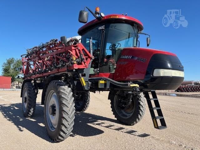 Image of Case IH Patriot 4440 Primary image