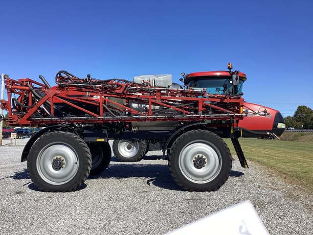 Image of Case IH Patriot 4440 equipment image 1