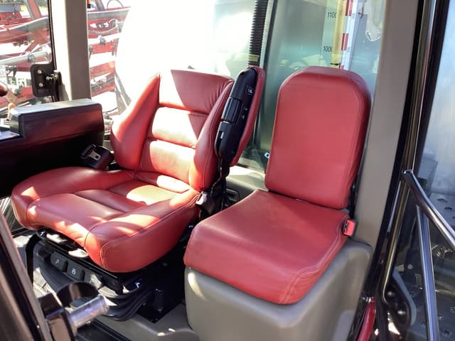 Image of Case IH Patriot 4440 equipment image 2