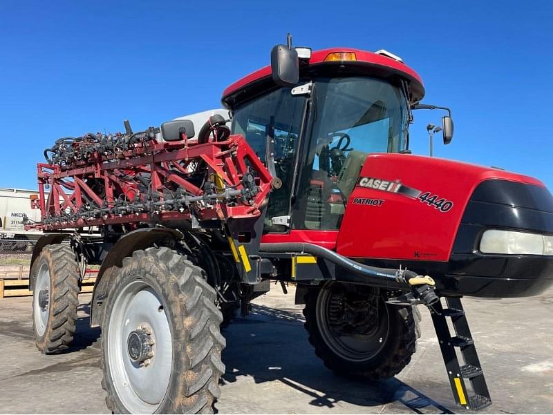 Image of Case IH Patriot 4440 Primary Image