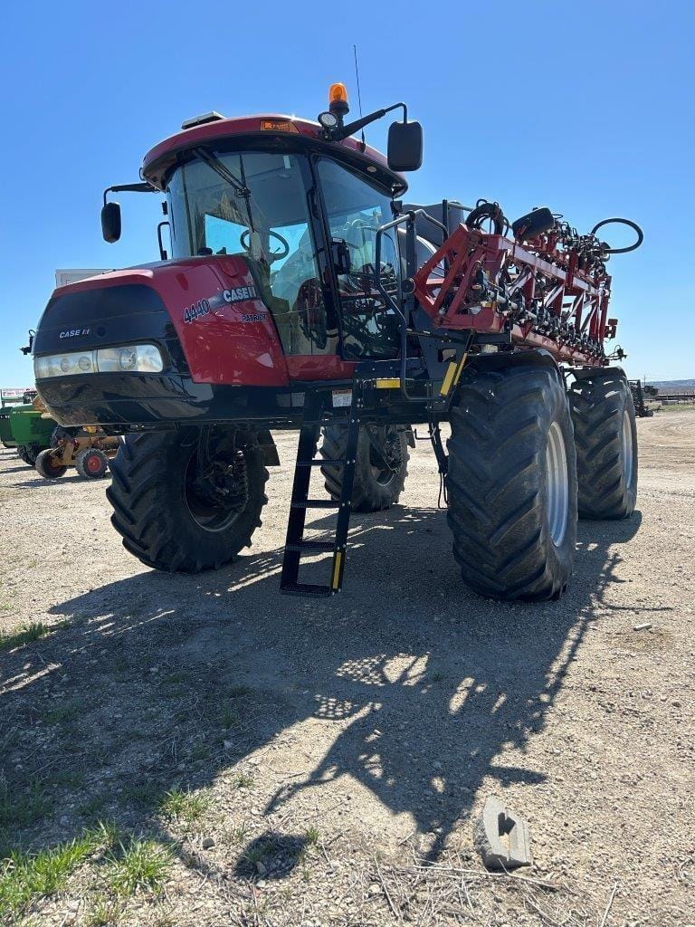 2018 Case IH Patriot 4440 Equipment Image0