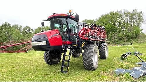 Image of Case IH Patriot 4440 equipment image 2