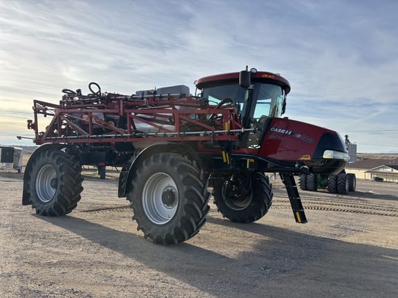 2018 Case IH Patriot 4440 Equipment Image0