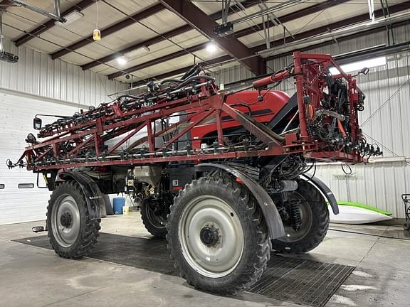 Image of Case IH Patriot 4440 equipment image 2