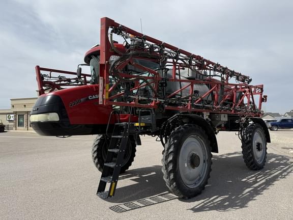 Image of Case IH Patriot 4440 Primary image