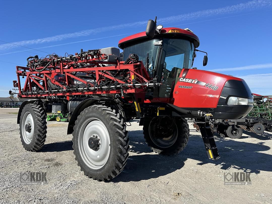 Image of Case IH Patriot 4440 Primary image