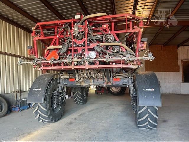 Image of Case IH Patriot 4440 equipment image 2