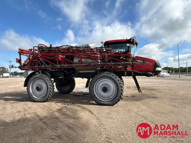 Image of Case IH Patriot 4440 equipment image 2