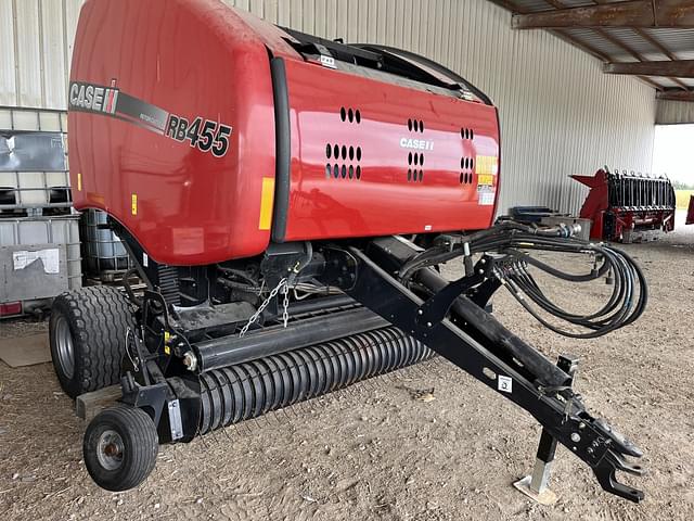 Image of Case IH RB455 equipment image 3