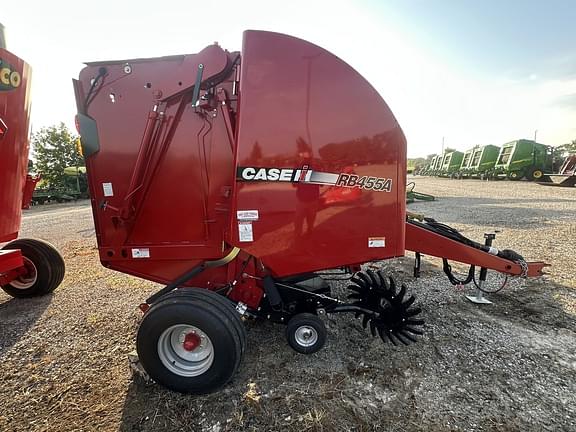 Image of Case IH RB455A equipment image 4