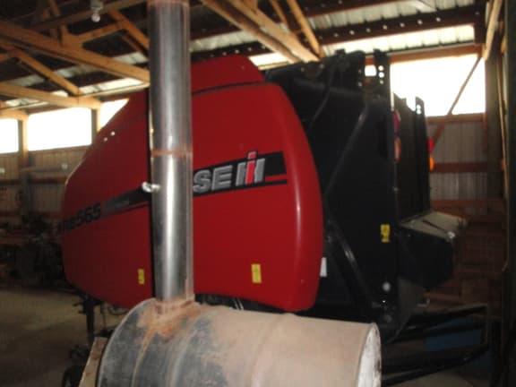 Image of Case IH RB565 equipment image 2