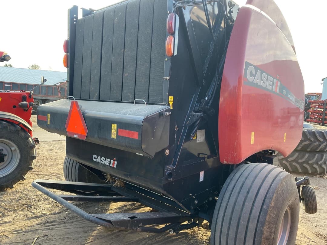 Image of Case IH RB565 Image 1