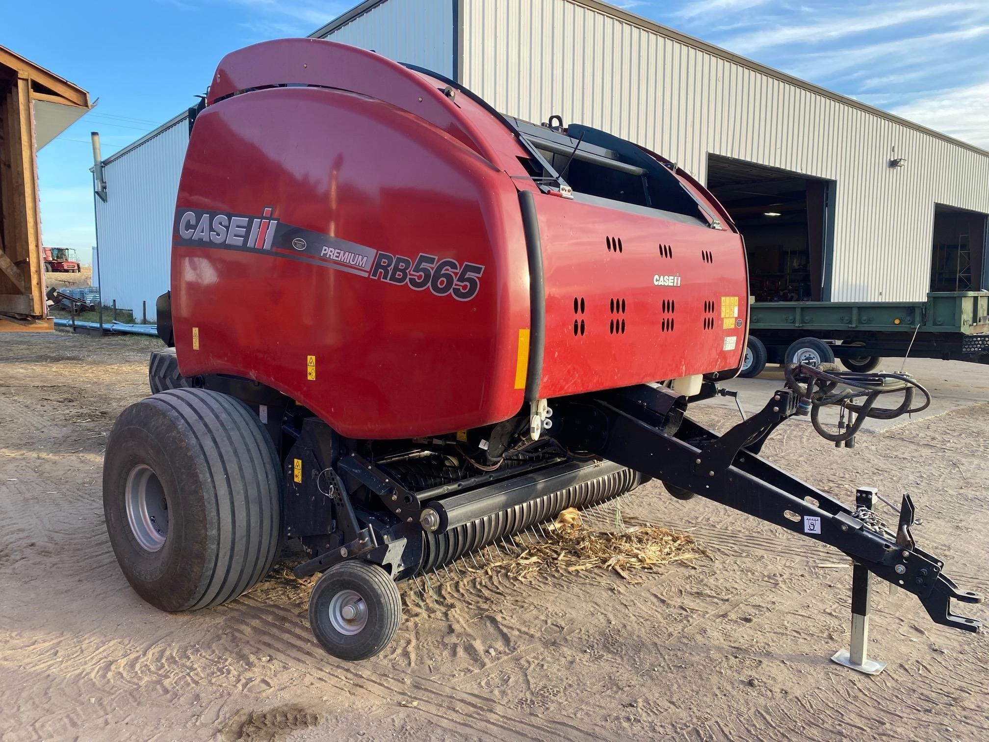 2018 Case IH RB565 Equipment Image0
