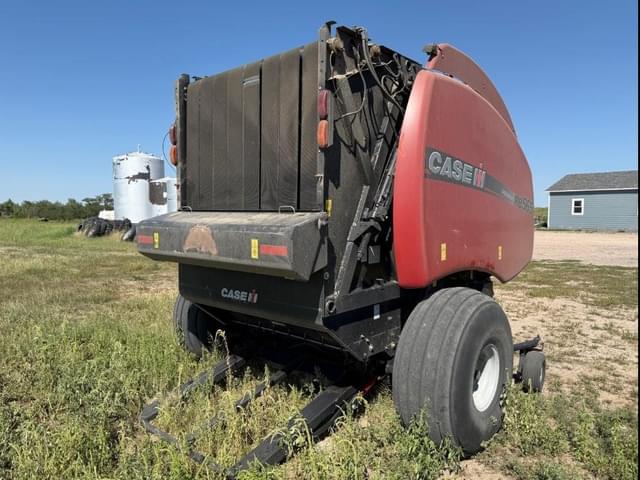 Image of Case IH RB565 equipment image 3