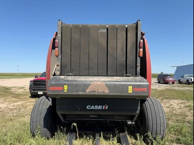 Image of Case IH RB565 equipment image 4