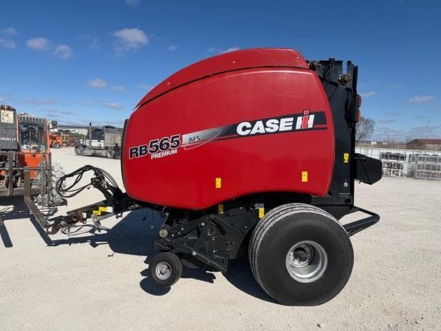 Image of Case IH RB565 Premium equipment image 1