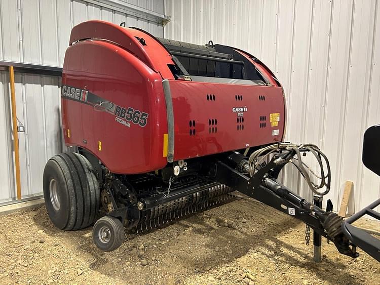 2018 Case IH RB565 Equipment Image0