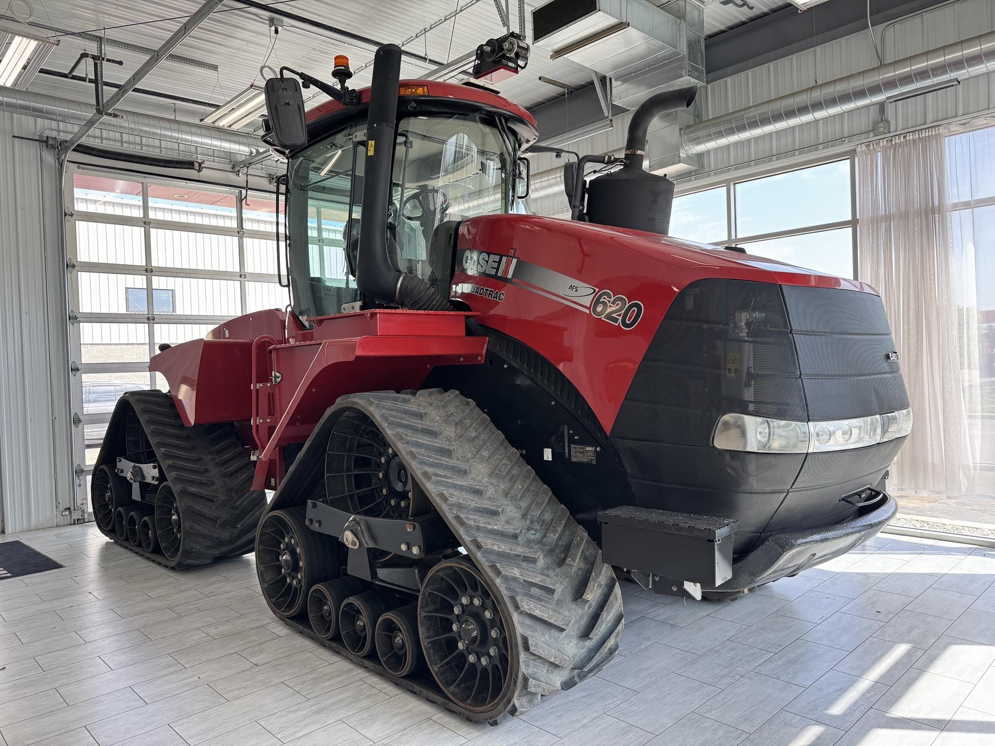 2018 Case IH Steiger 620 Quadtrac Equipment Image0