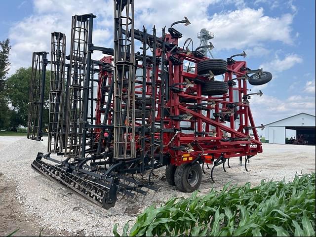 Image of Case IH Tigermate 255 equipment image 2