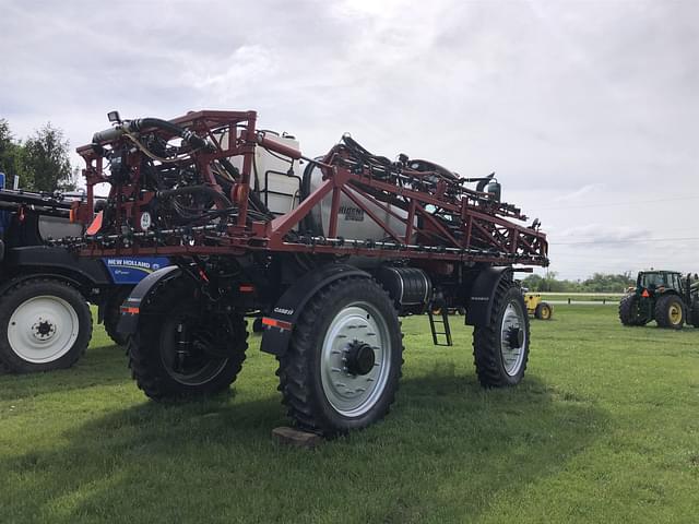 Image of Case IH 5550 Trident equipment image 2