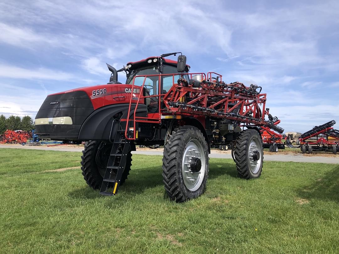 Image of Case IH 5550 Trident Primary image