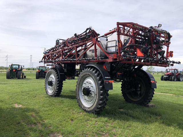 Image of Case IH 5550 Trident equipment image 3