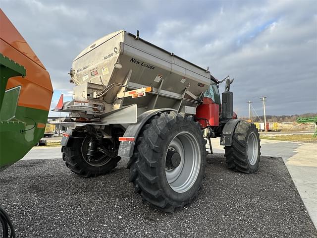 Image of Case IH 5550 Trident equipment image 4