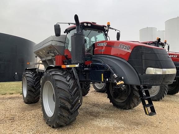 Image of Case IH 5550 Trident equipment image 1