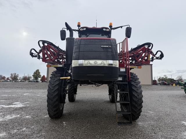 Image of Case IH 5550 Trident equipment image 3