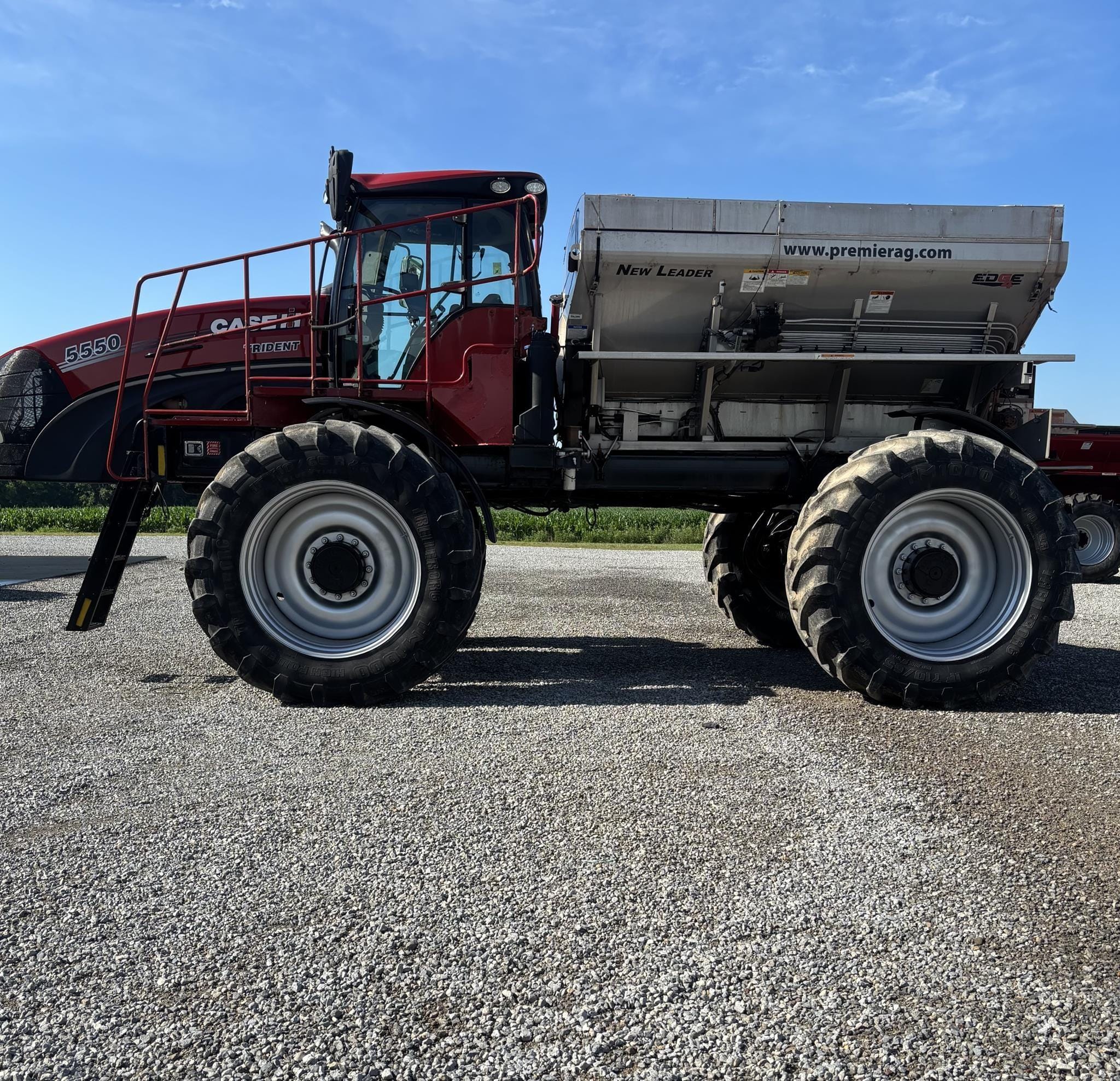 2018 Case IH 5550 Trident Equipment Image0