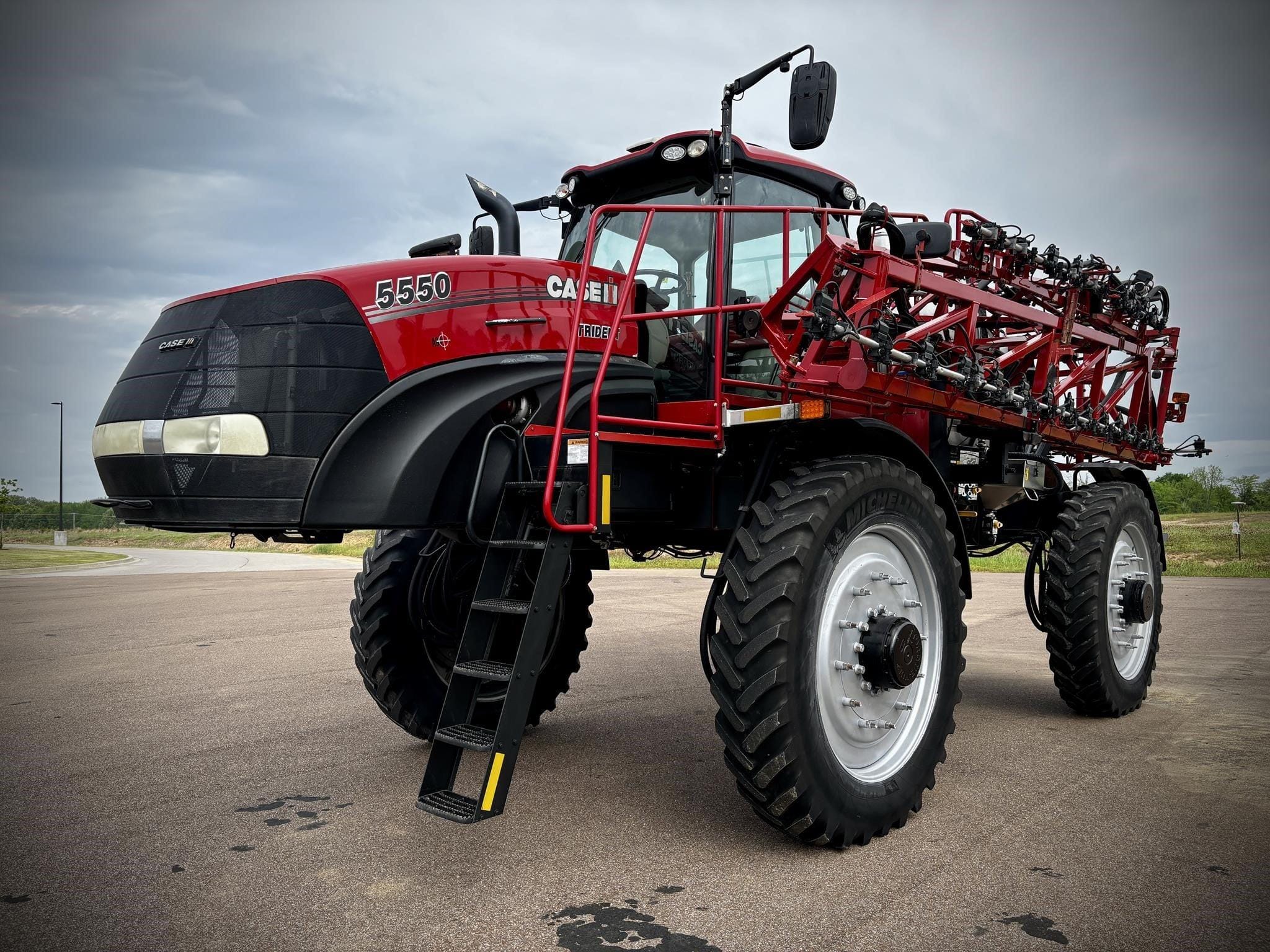 2018 Case IH 5550 Trident Equipment Image0