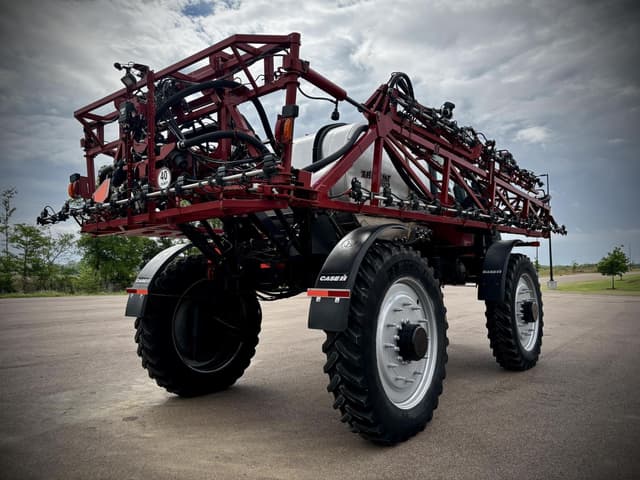 Image of Case IH 5550 Trident equipment image 4